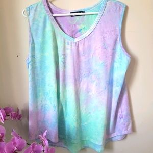 Tie dye!! 🍭 summer tank !